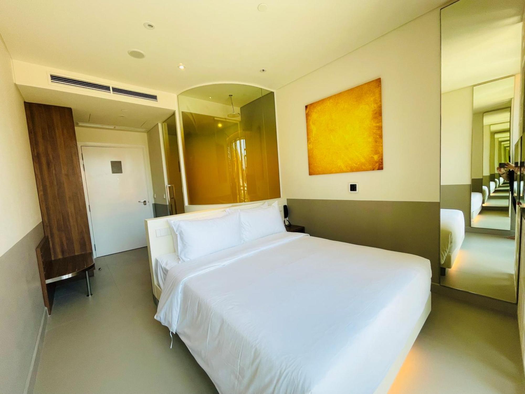 Wink Hotel Saigon Centre - 24Hrs Lifestyle Stay Хошимін Номер фото